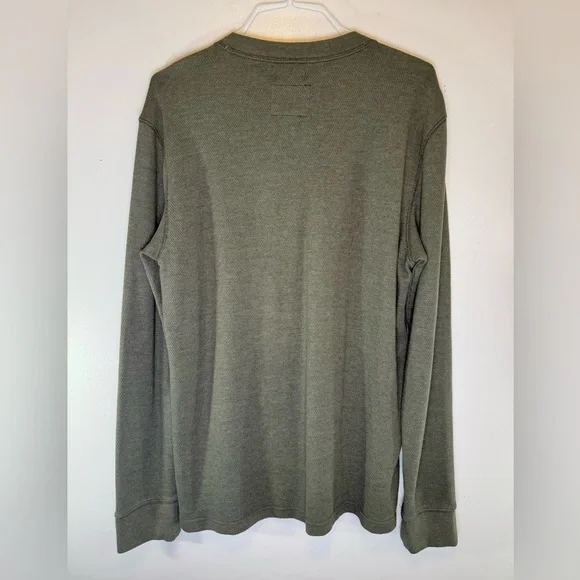 St. John's Bay Men's Green Henley Shirt Size XL - Picture 3 of 4